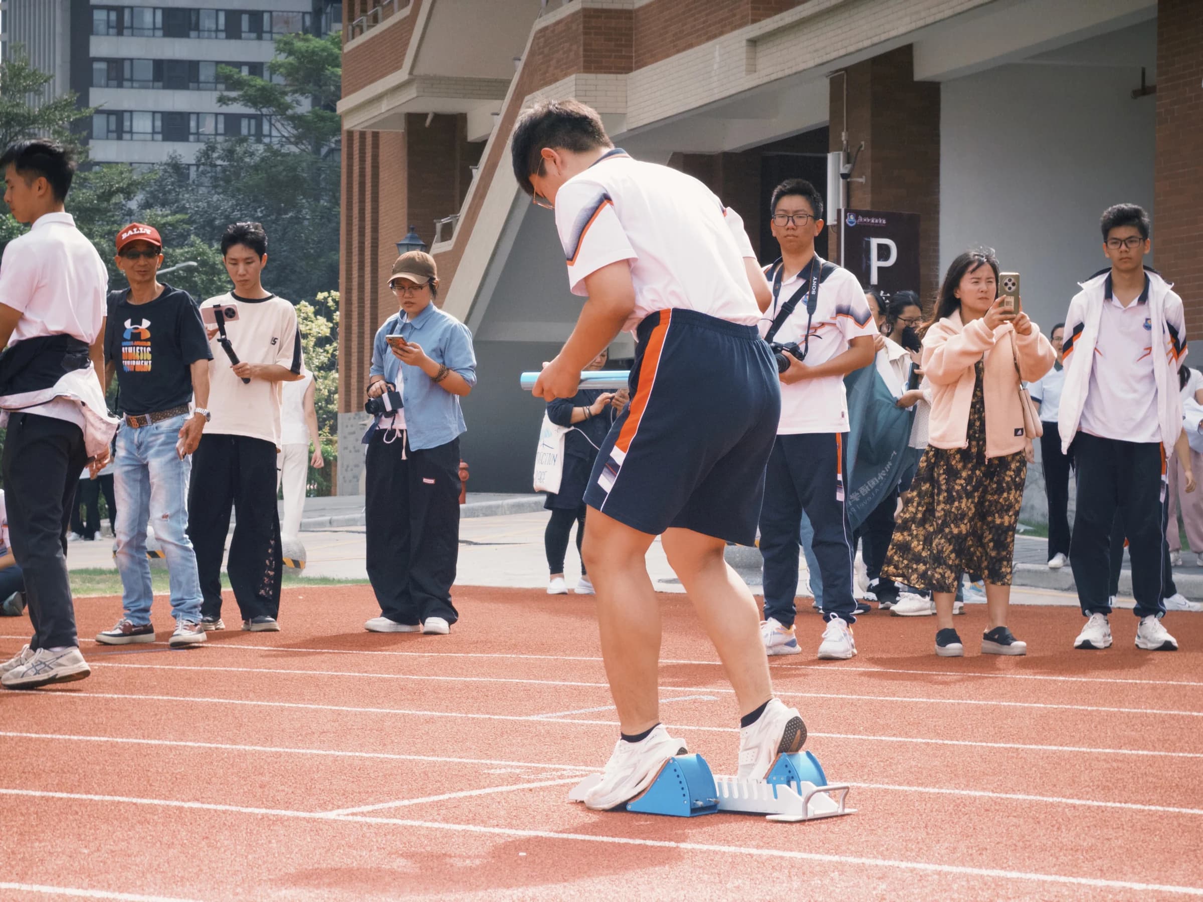 2025 广州外国语学校校运会 · 照片 8 / Photo 8